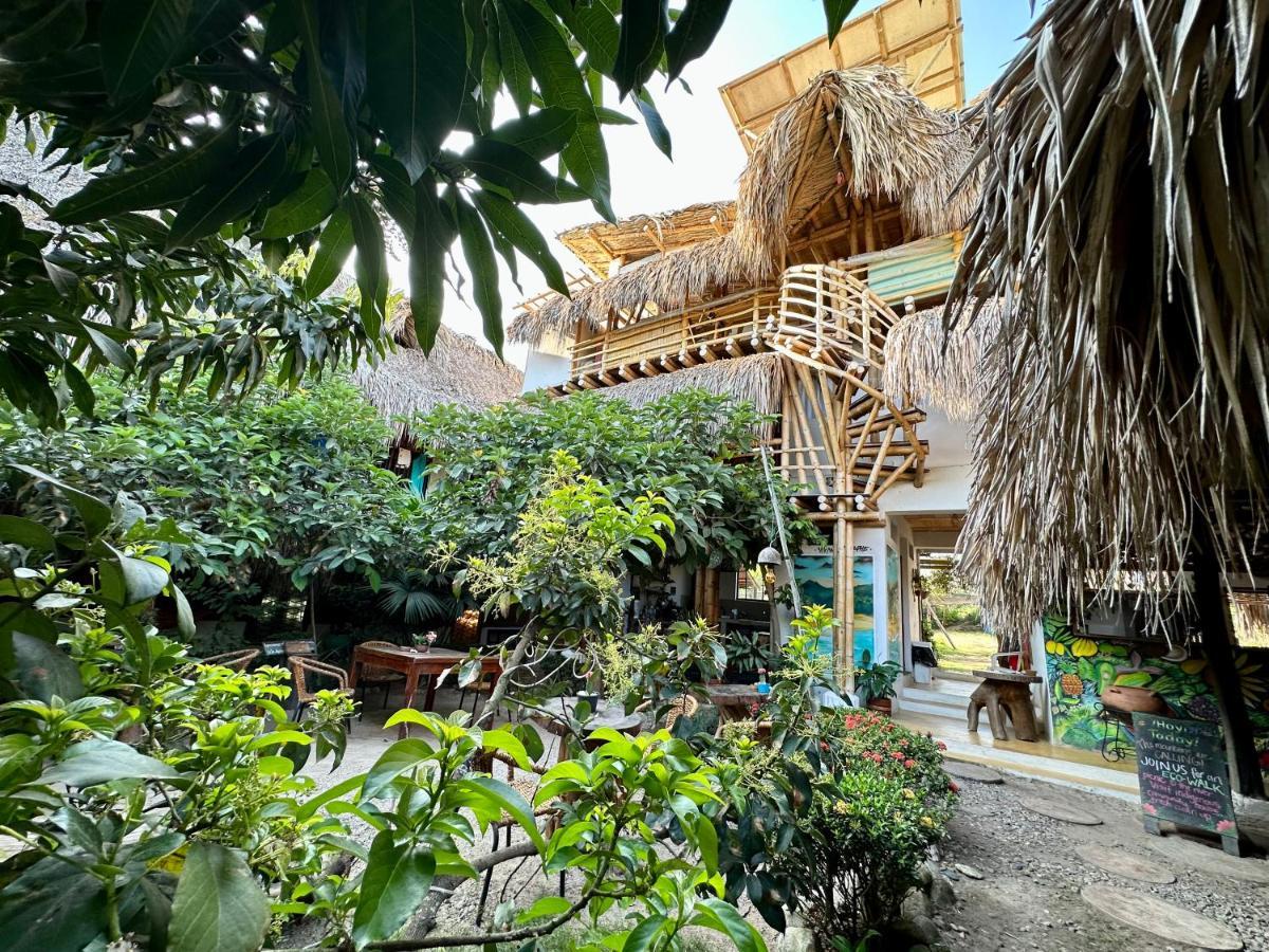 Bella Flor Hostel 帕洛米诺 外观 照片