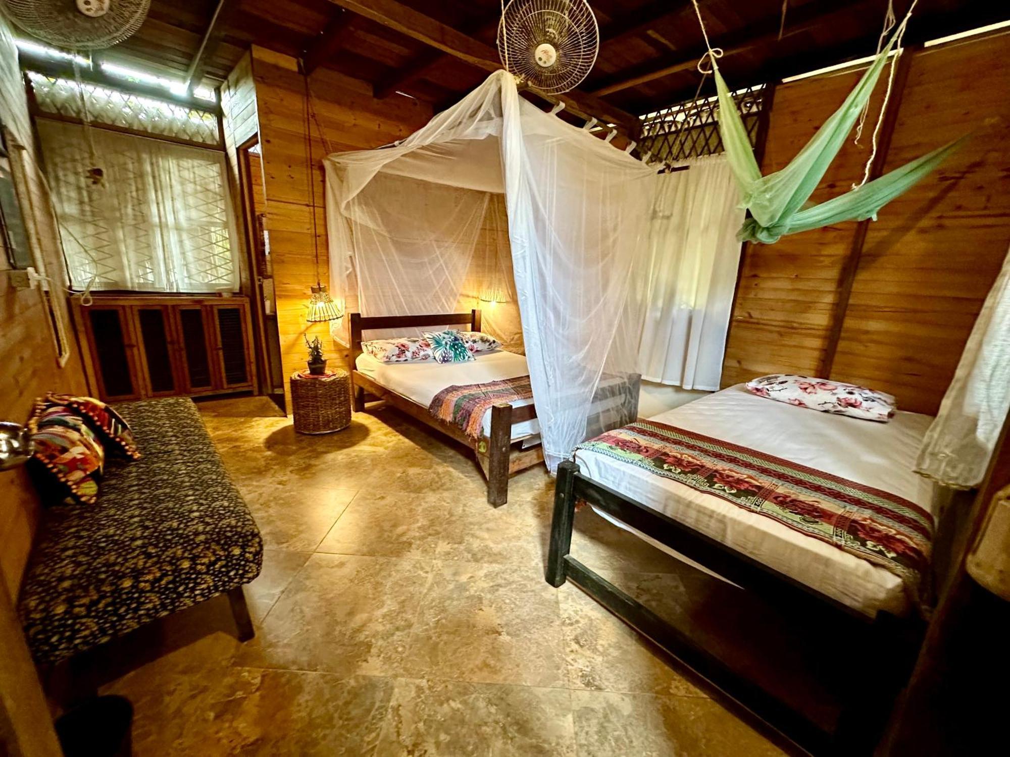 Bella Flor Hostel 帕洛米诺 外观 照片
