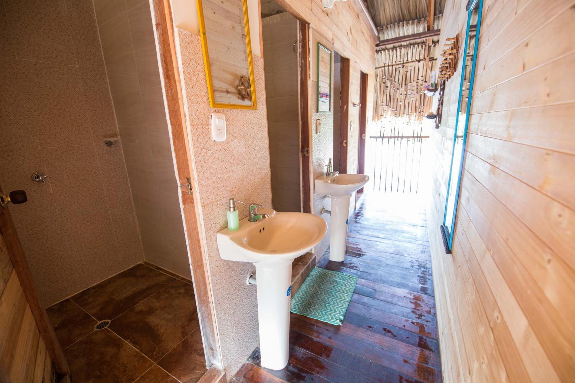 Bella Flor Hostel 帕洛米诺 外观 照片