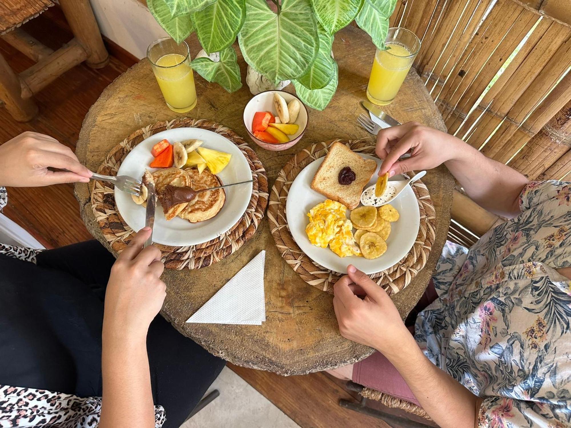 Bella Flor Hostel 帕洛米诺 外观 照片