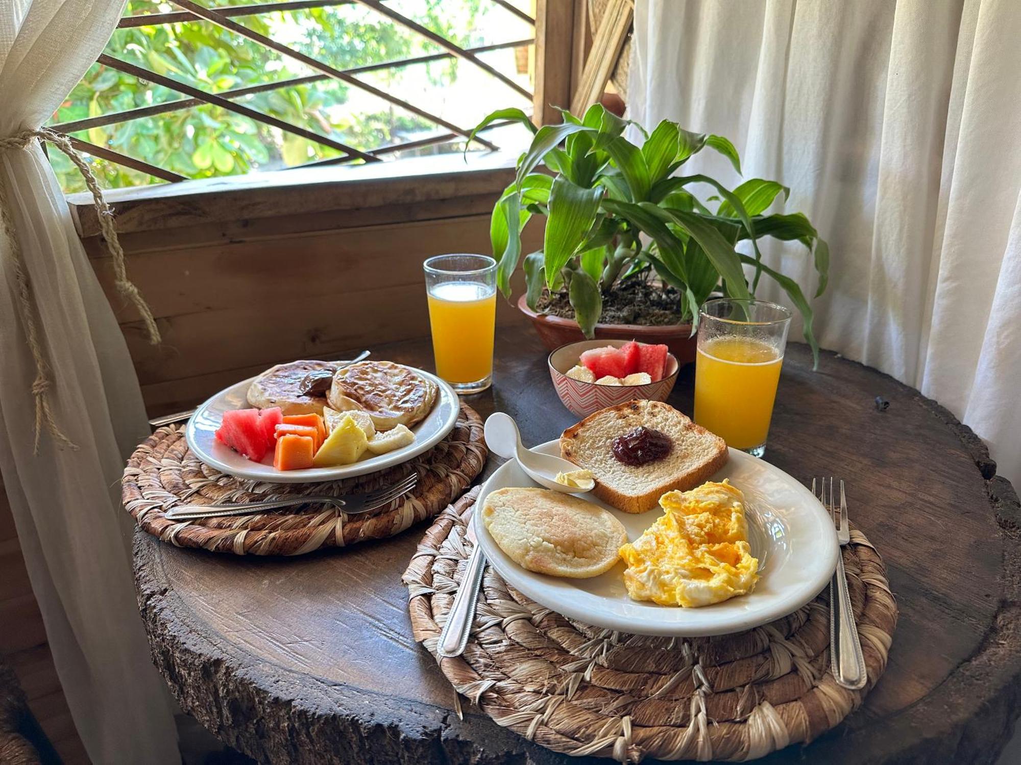 Bella Flor Hostel 帕洛米诺 外观 照片